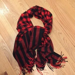Gap Plaid Scarf